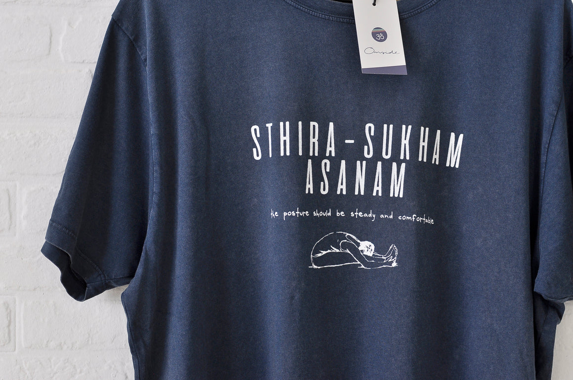 Camiseta Hombre Sthira Sukham Asanam